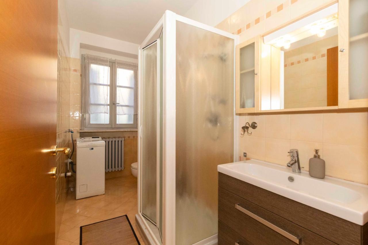 Miglietti Apt A Few Steps From Piazza Statuto! Turin Bagian luar foto