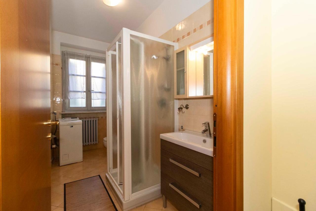 Miglietti Apt A Few Steps From Piazza Statuto! Turin Bagian luar foto