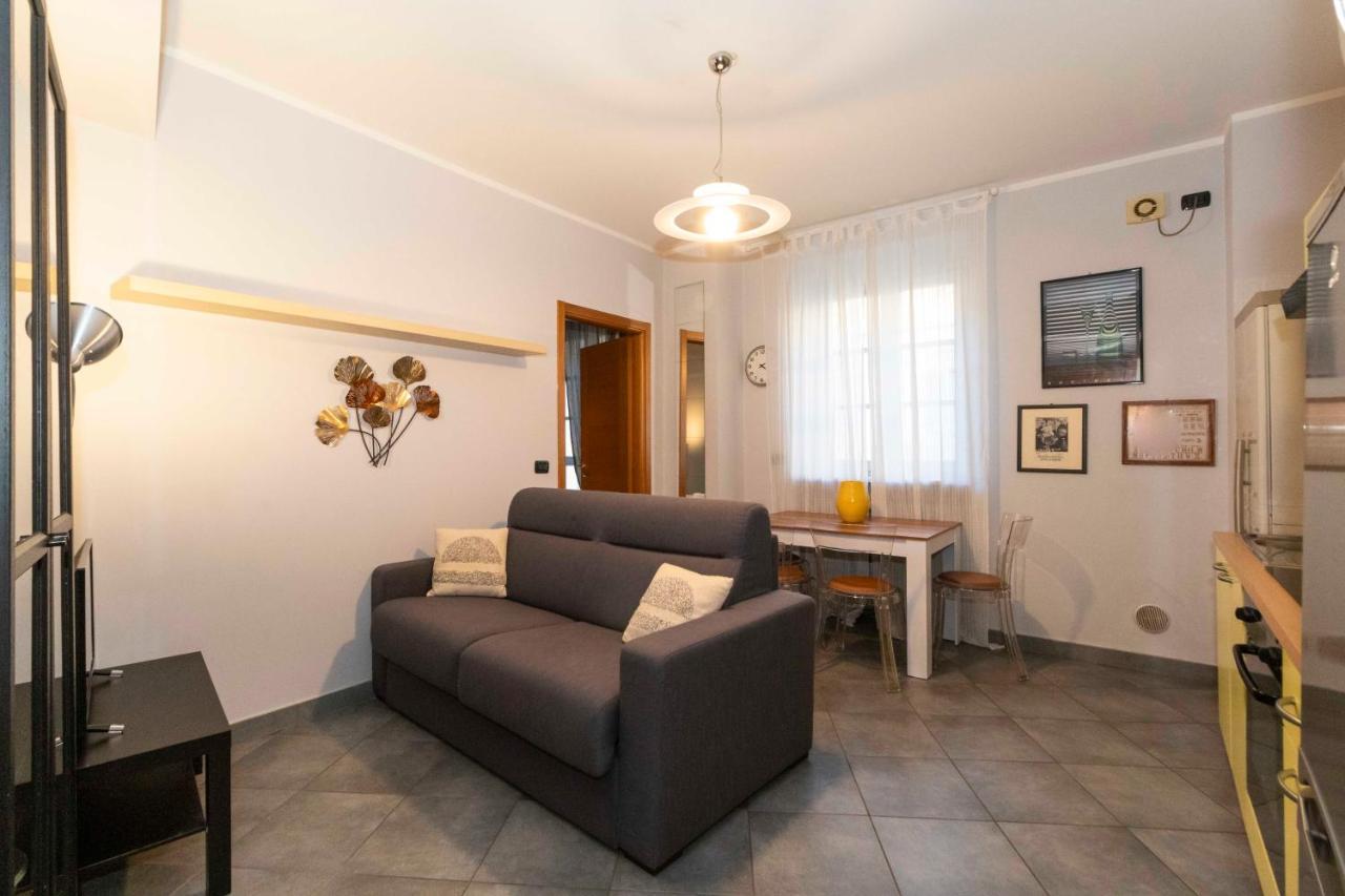 Miglietti Apt A Few Steps From Piazza Statuto! Turin Bagian luar foto